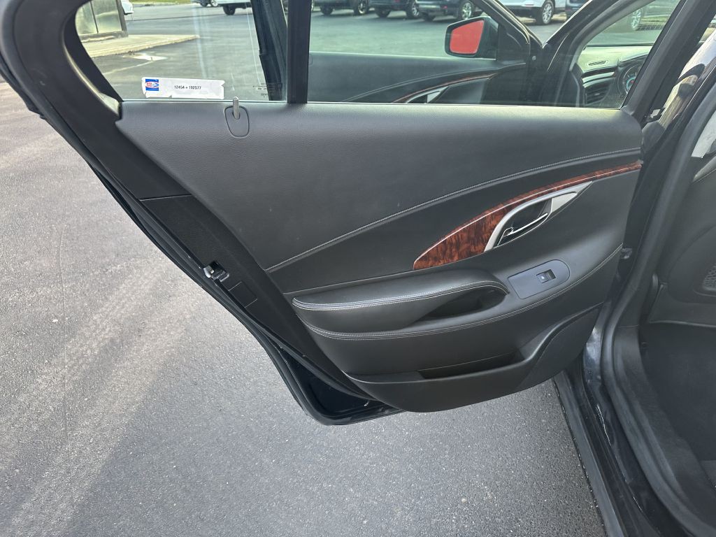 2012 Buick Lacrosse Image 19