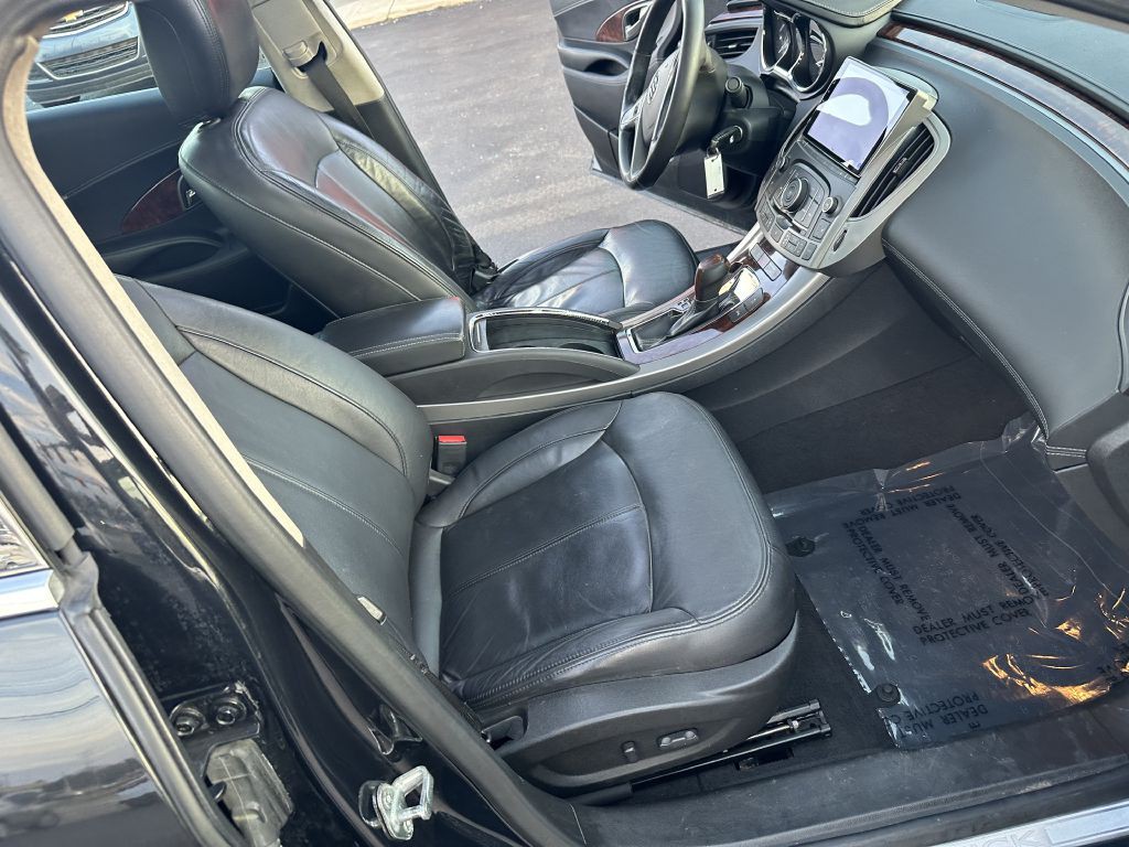 2012 Buick Lacrosse Image 24