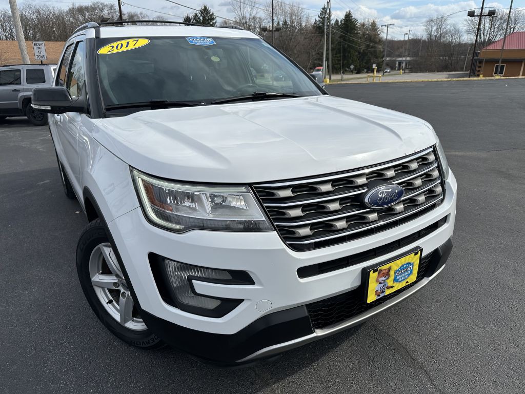 2017 Ford Explorer Image 1