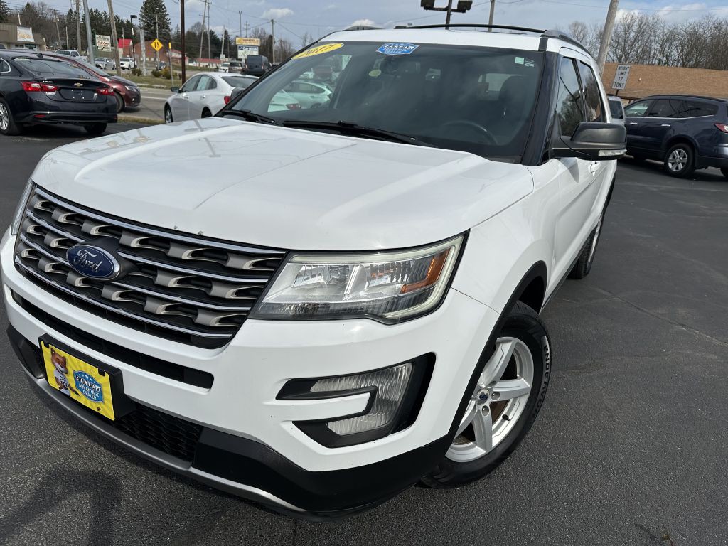 2017 Ford Explorer Image 2