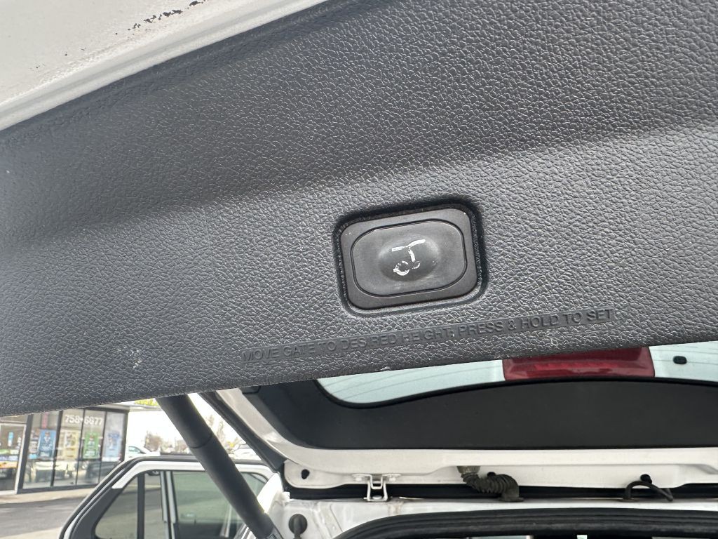 2017 Ford Explorer Image 11