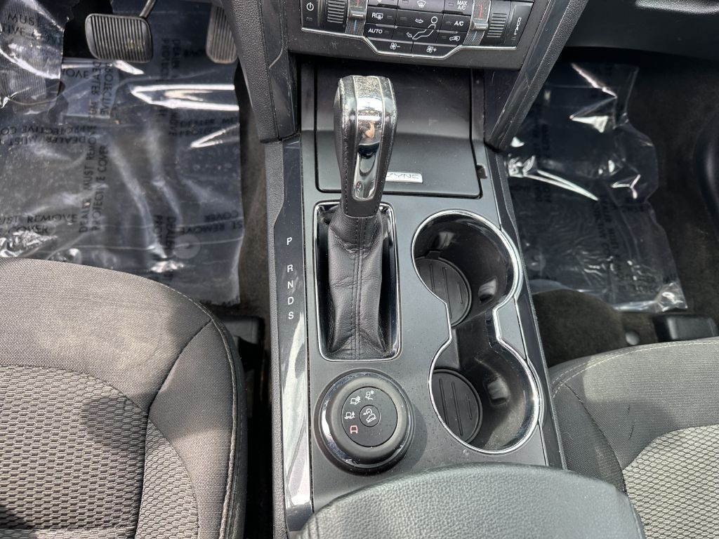 2017 Ford Explorer Image 17