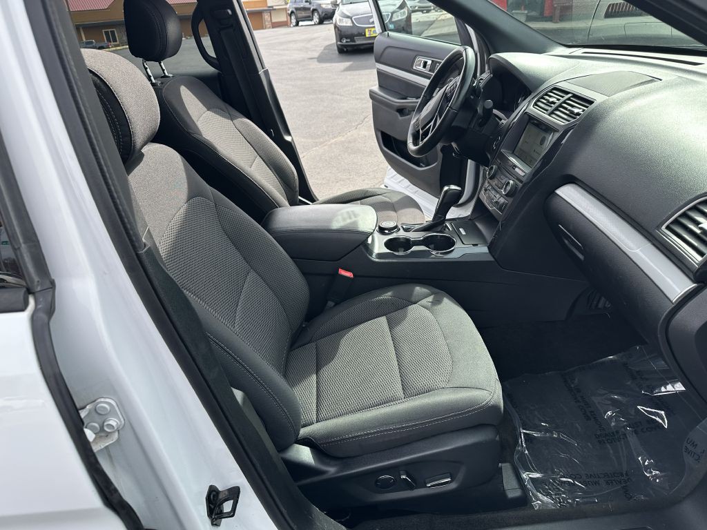 2017 Ford Explorer Image 22