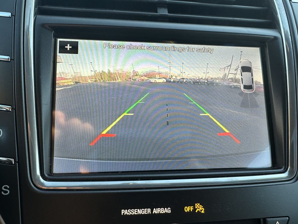 2019 Lincoln Nautilus Image 12