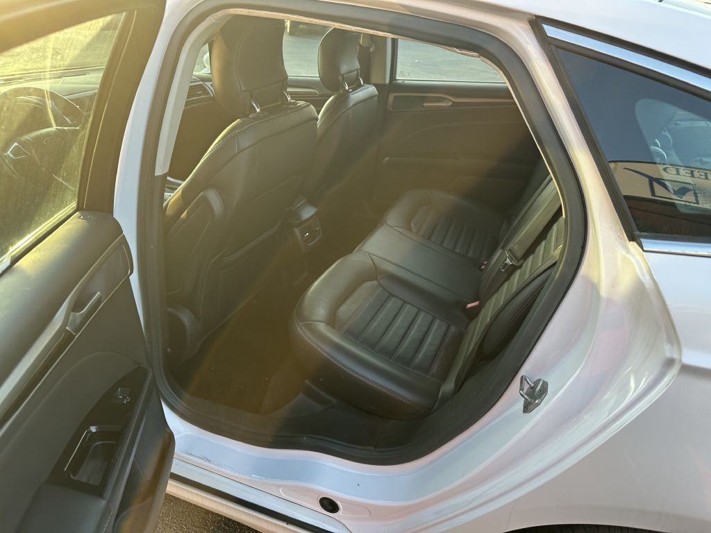 2014 Ford Fusion Image 12