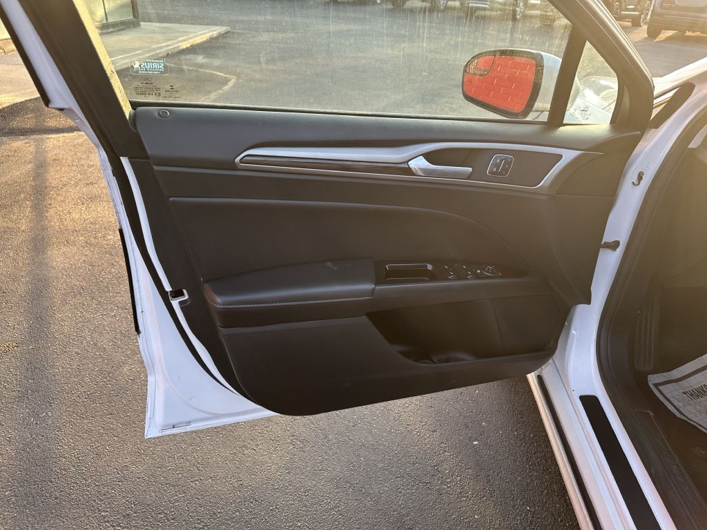 2014 Ford Fusion Image 17