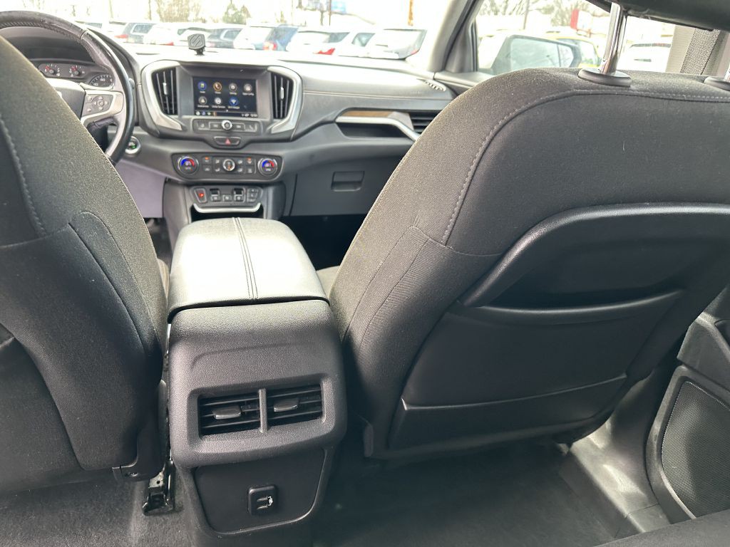 2018 GMC Terrain Image 17