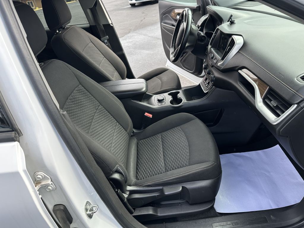 2018 GMC Terrain Image 24