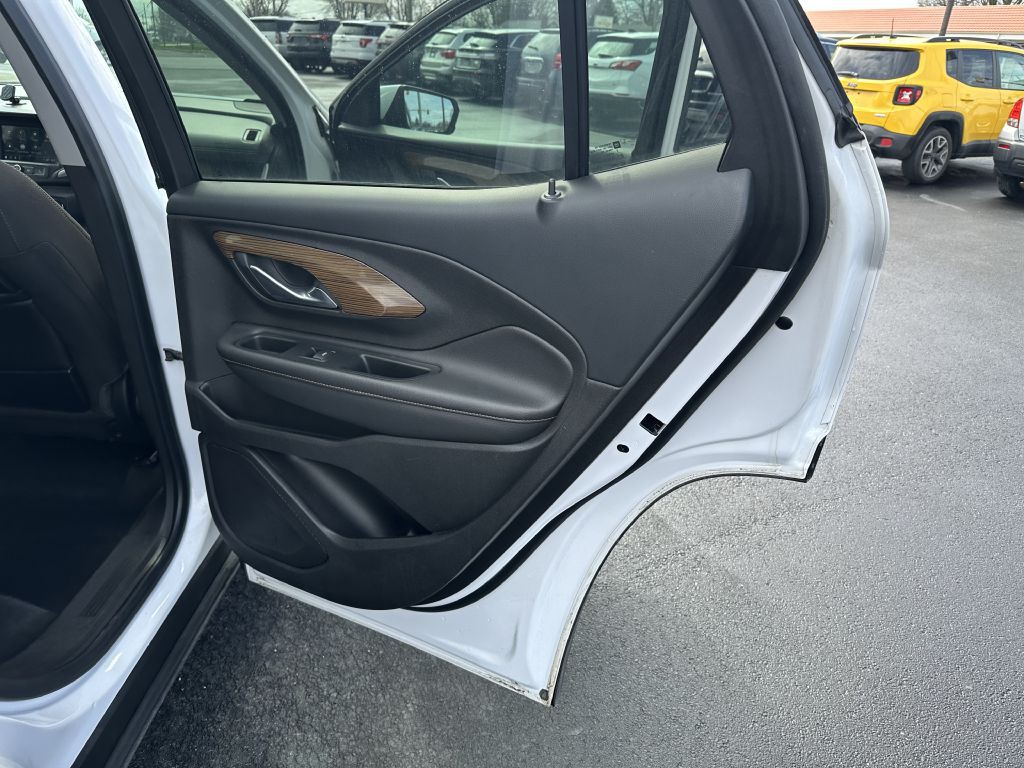 2018 GMC Terrain Image 27