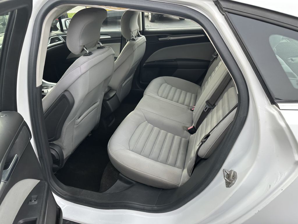 2014 Ford Fusion Image 12