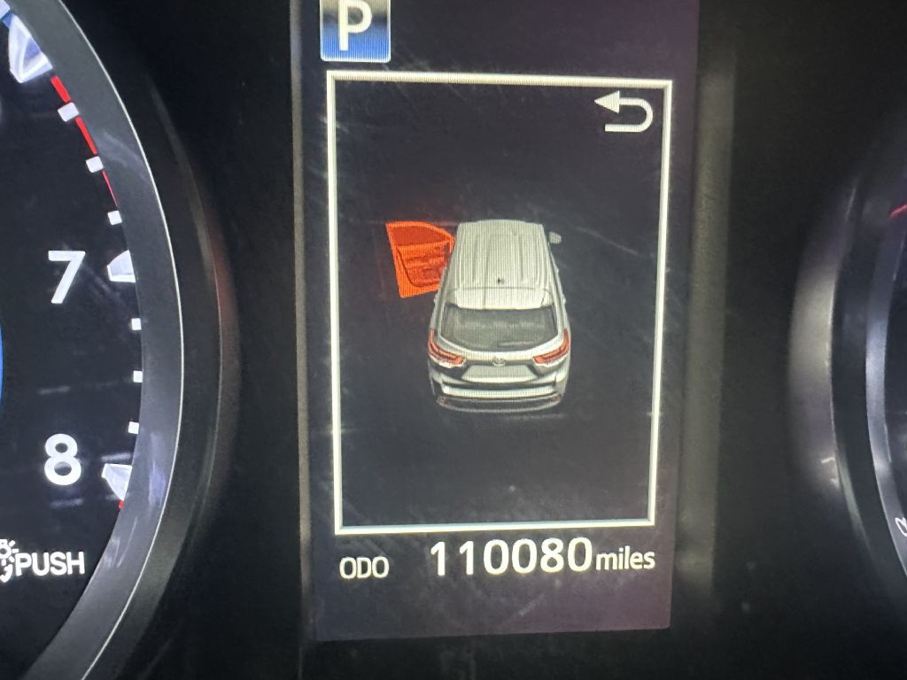 2017 Toyota Highlander Image 9