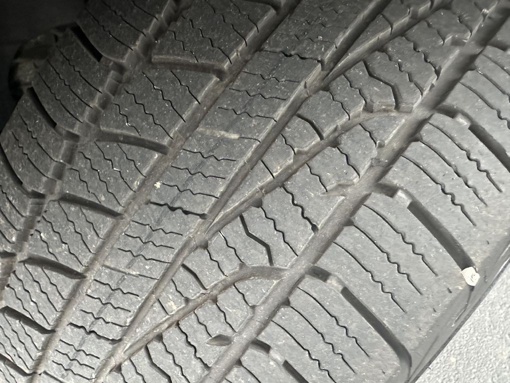 2017 Toyota Highlander Image 22