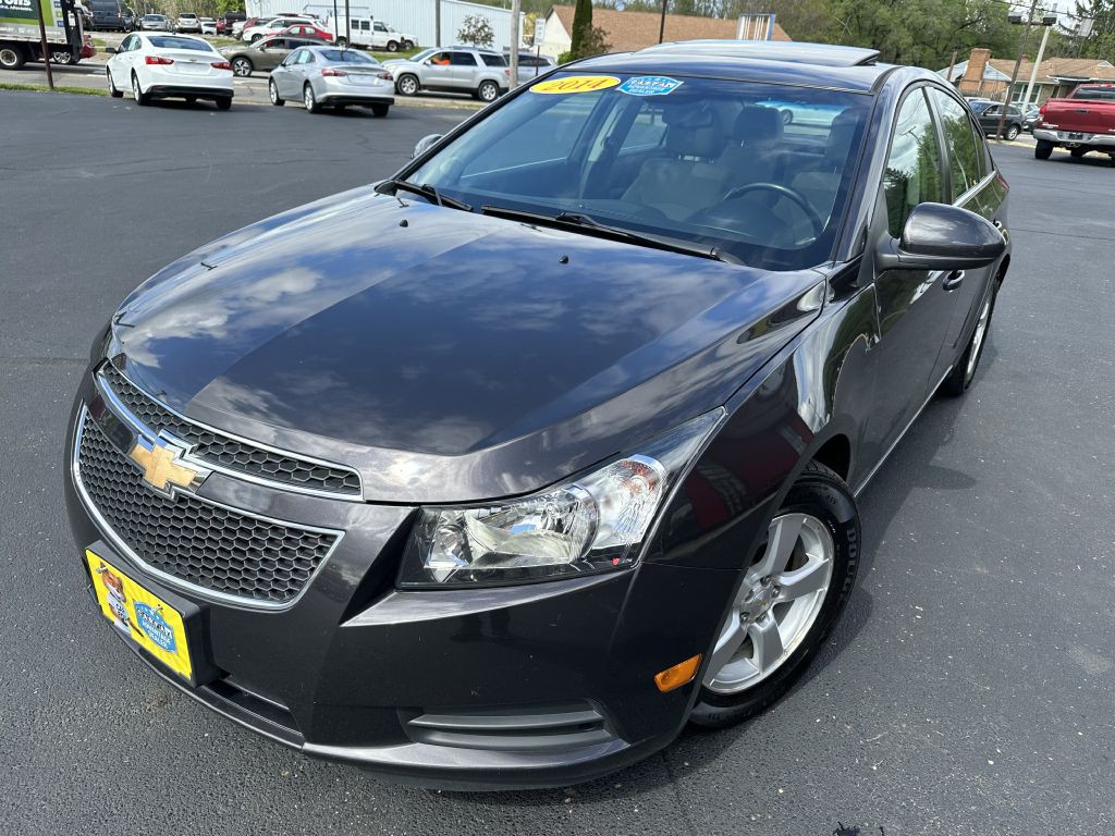 2014 Chevrolet Cruze Image 2