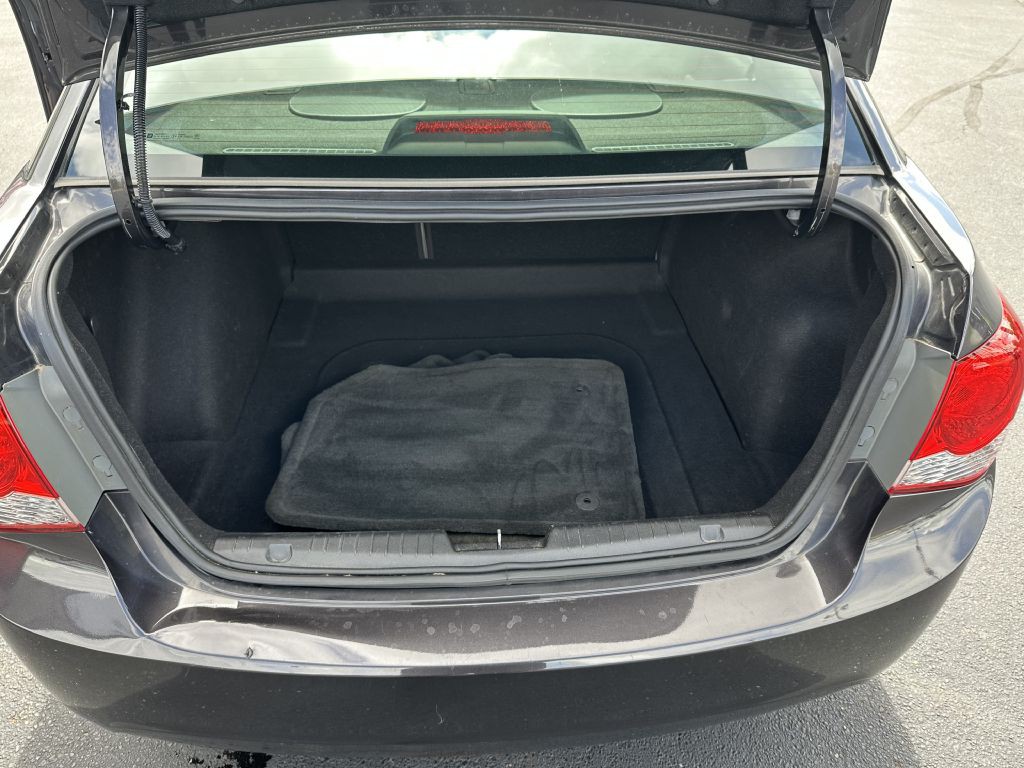 2014 Chevrolet Cruze Image 24