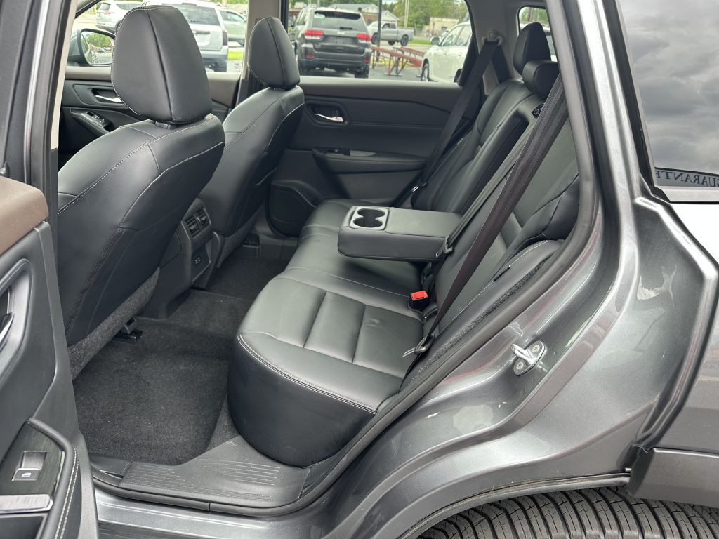 2023 Nissan Rogue Image 13