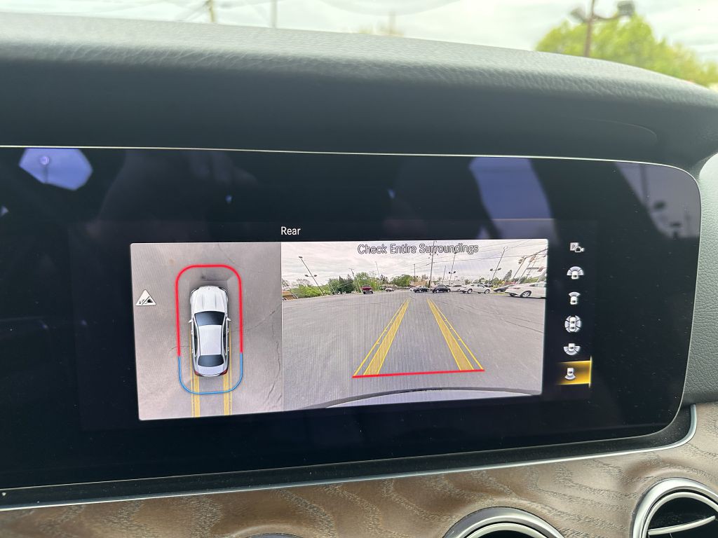 2022 Mercedes-Benz E-Class Image 12