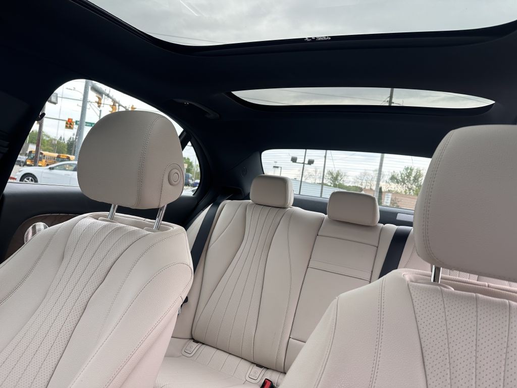 2022 Mercedes-Benz E-Class Image 17