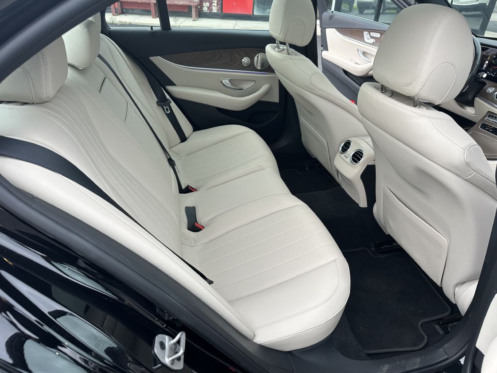 2022 Mercedes-Benz E-Class Image 26
