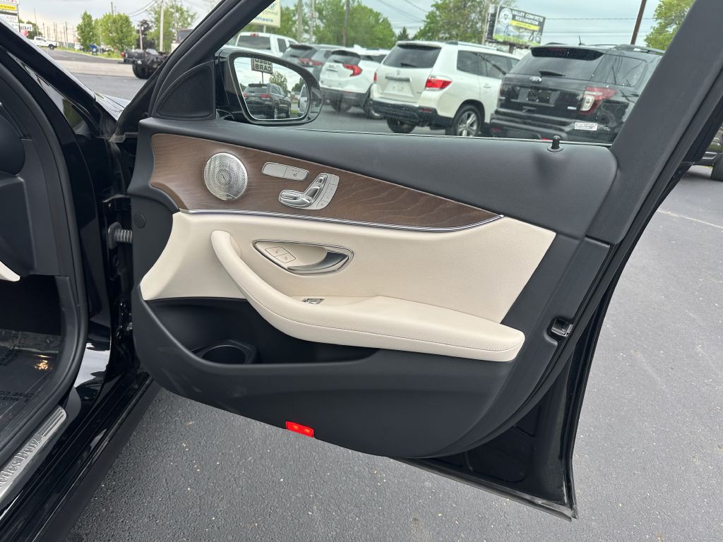 2022 Mercedes-Benz E-Class Image 27