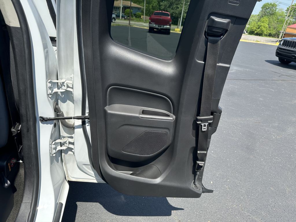 2017 Chevrolet Colorado Image 17