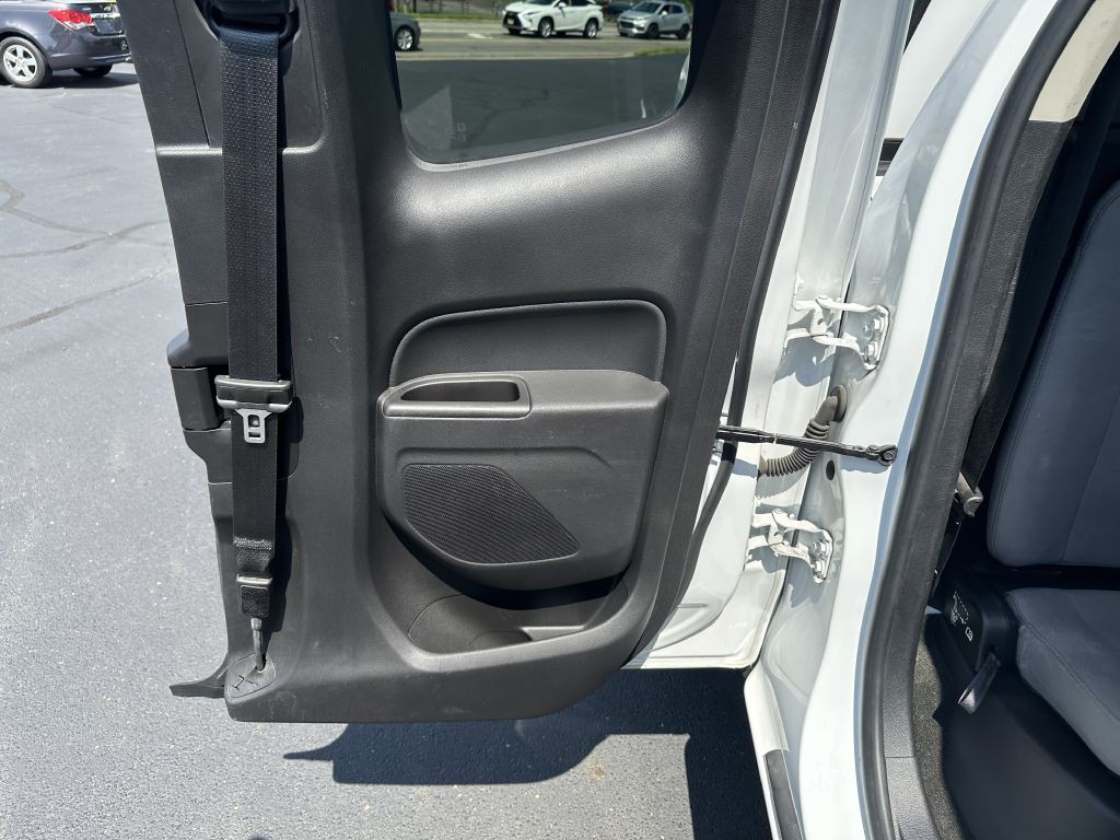 2017 Chevrolet Colorado Image 28