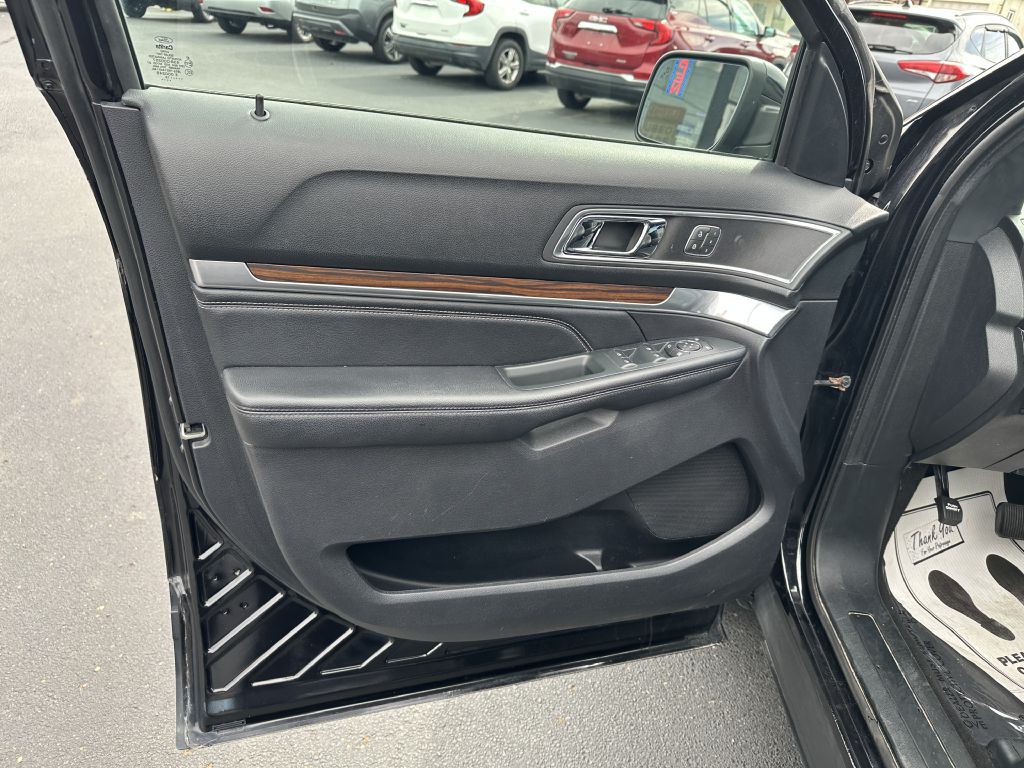 2019 Ford Explorer Image 21