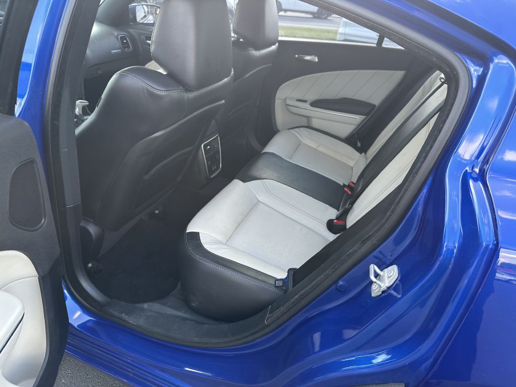 2018 Dodge Charger Image 15