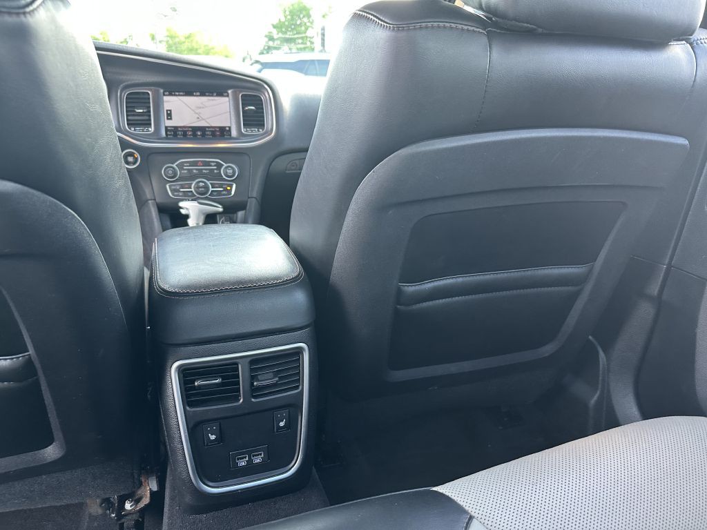 2018 Dodge Charger Image 16