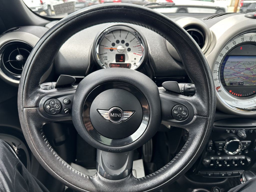 2012 MINI Cooper Image 10