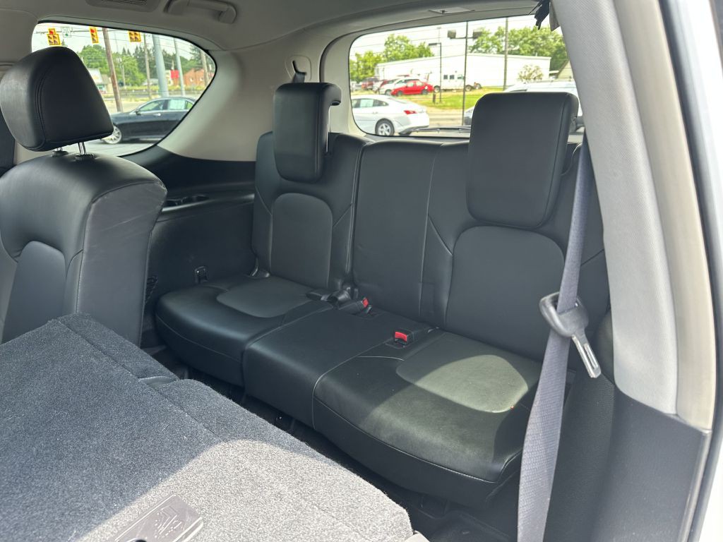 2021 Nissan Armada Image 16