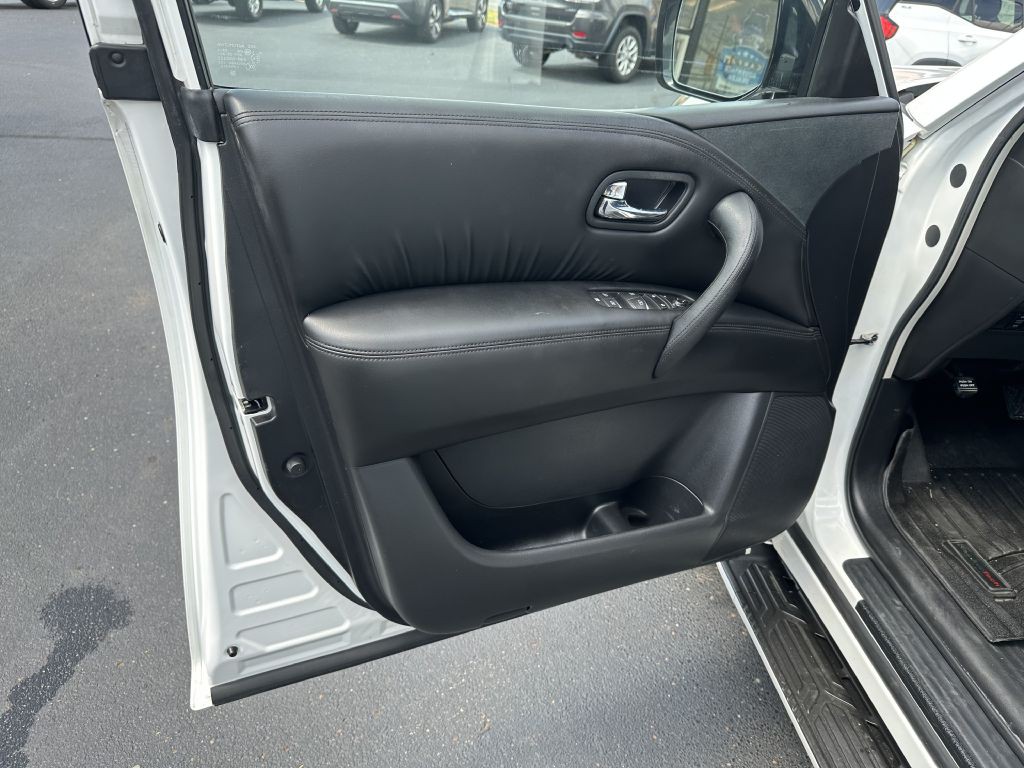 2021 Nissan Armada Image 24