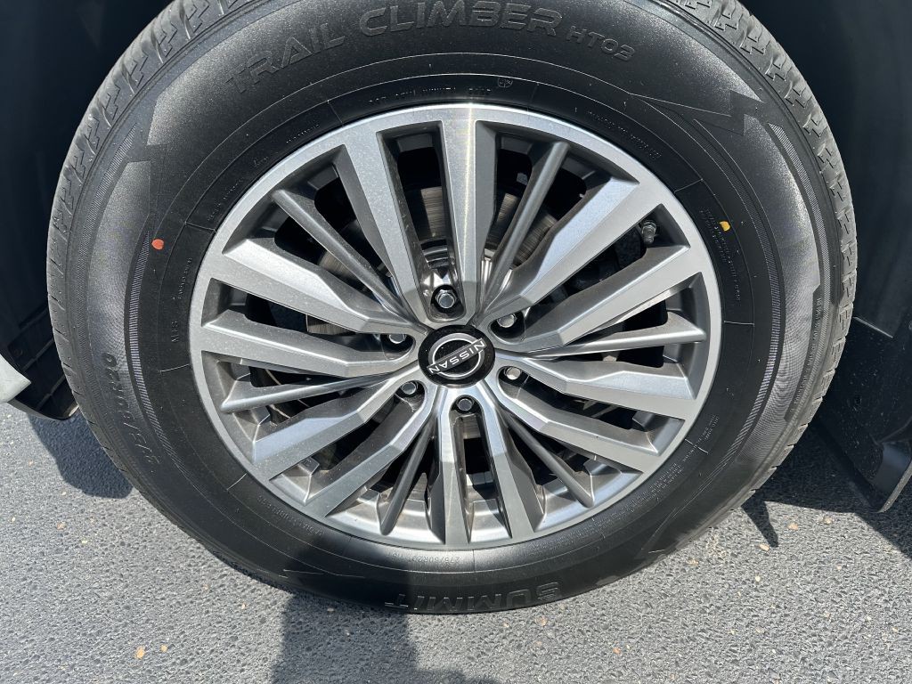 2021 Nissan Armada Image 26