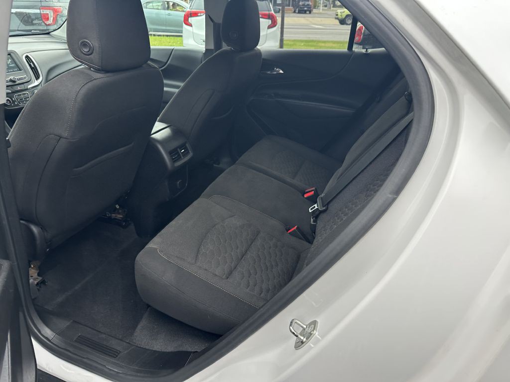 2018 Chevrolet Equinox Image 13