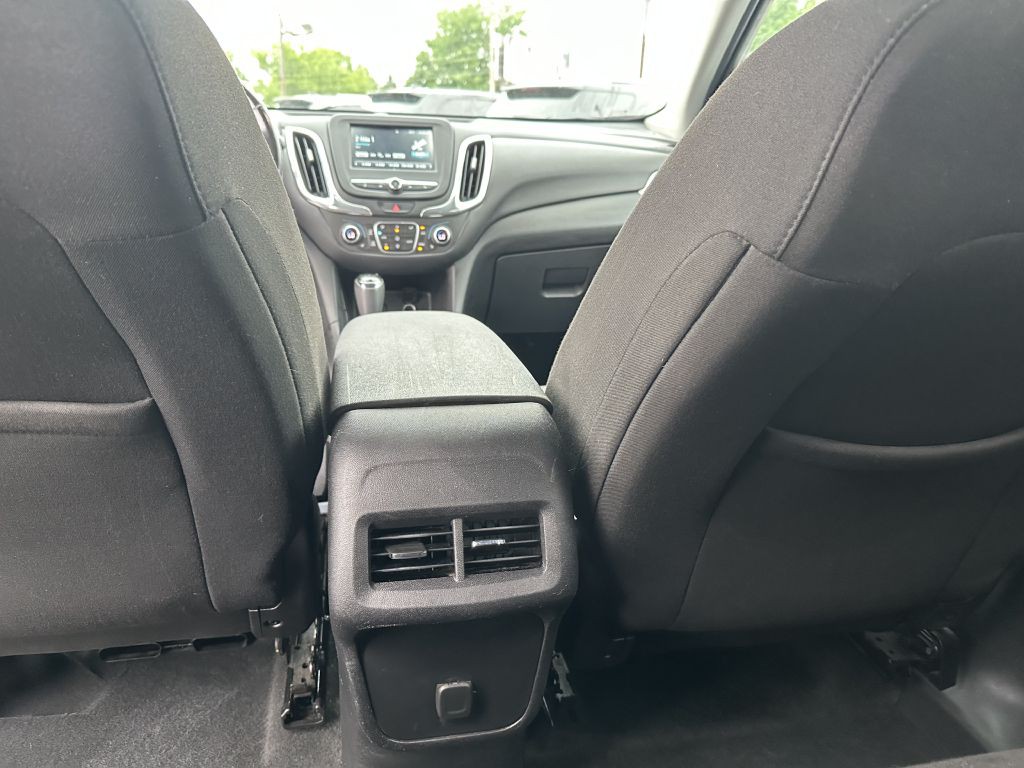 2018 Chevrolet Equinox Image 17