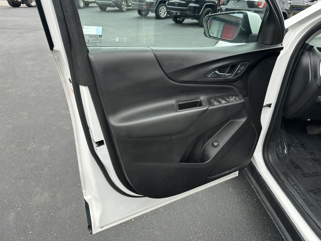 2018 Chevrolet Equinox Image 21