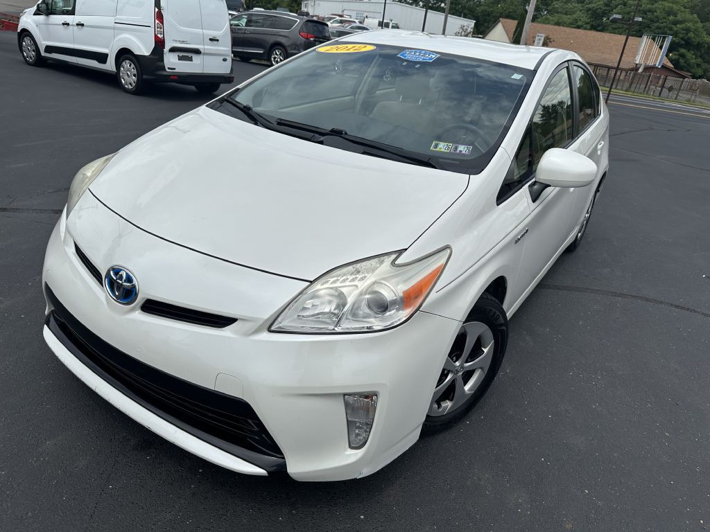 2012 Toyota Prius Image 2