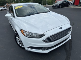 Image for 2017 Ford Fusion Se Hybrid ID: 7536745