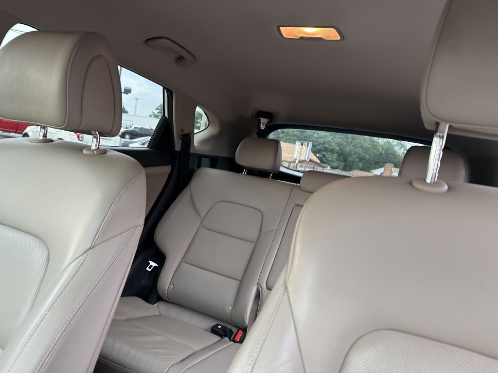2017 Hyundai Tucson Image 19