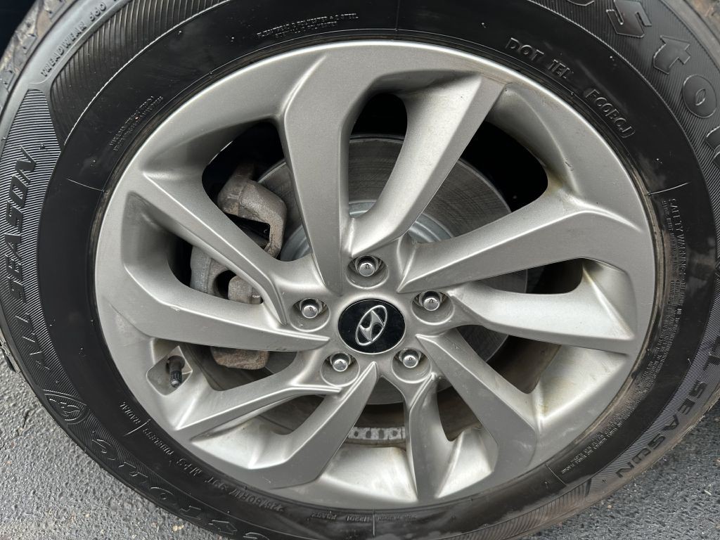 2017 Hyundai Tucson Image 24