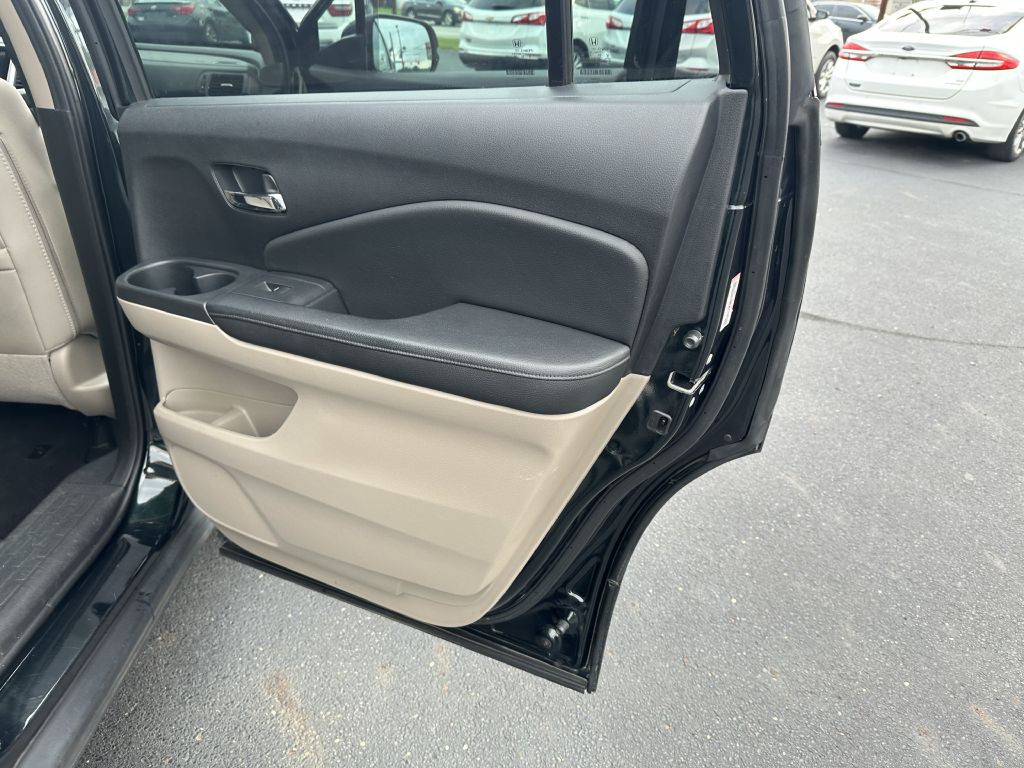 2018 Honda Pilot Image 31