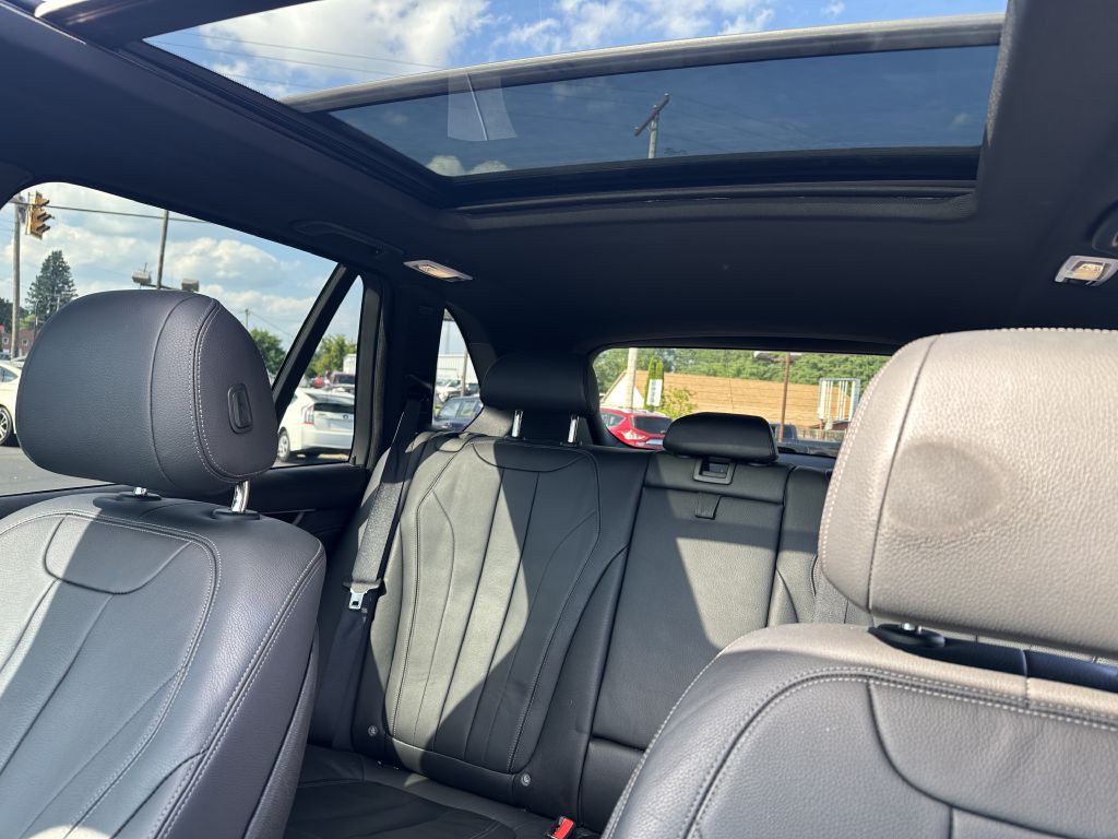 2018 BMW X5 Image 19