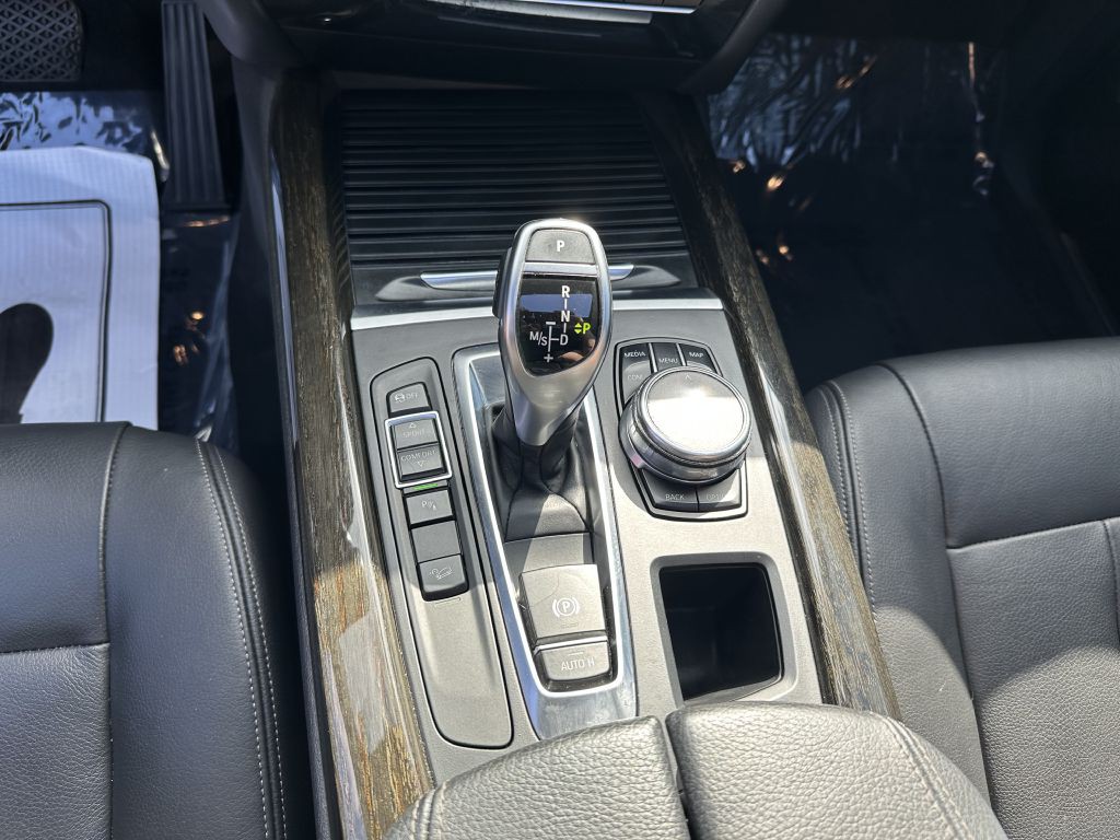 2018 BMW X5 Image 21