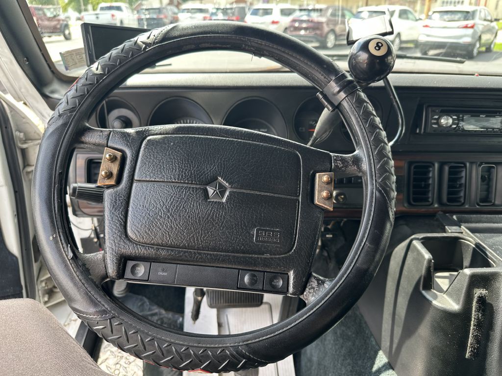 1996 Dodge Ram Van Image 10