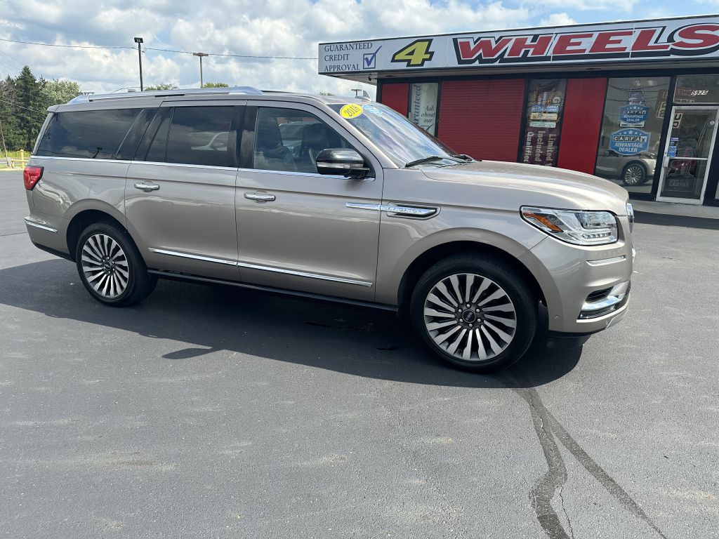 2018 Lincoln Navigator Image 8