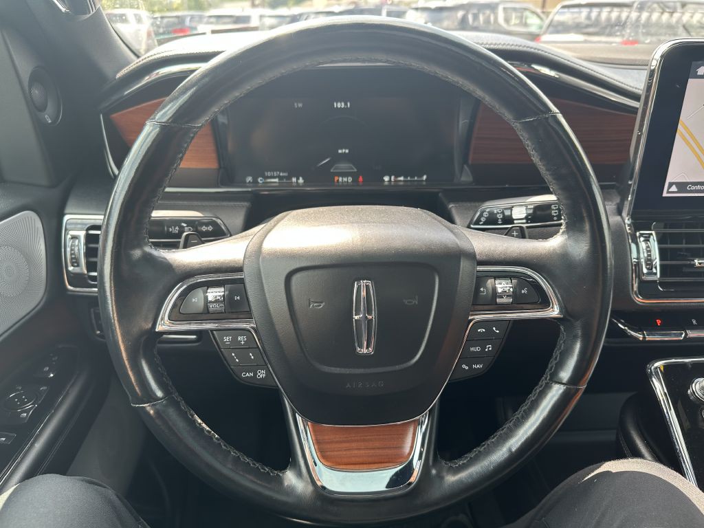 2018 Lincoln Navigator Image 10