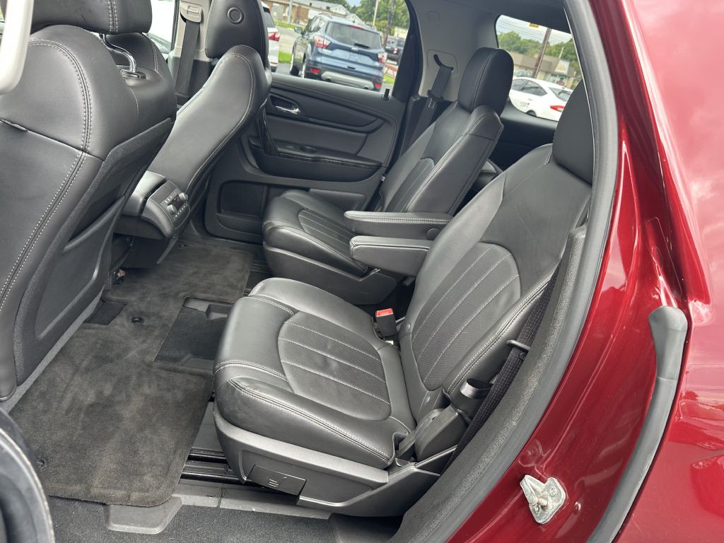 2017 GMC Acadia Image 14