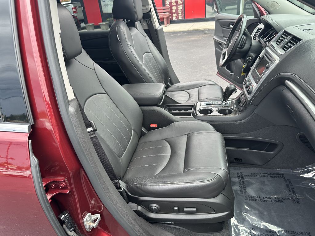 2017 GMC Acadia Image 28