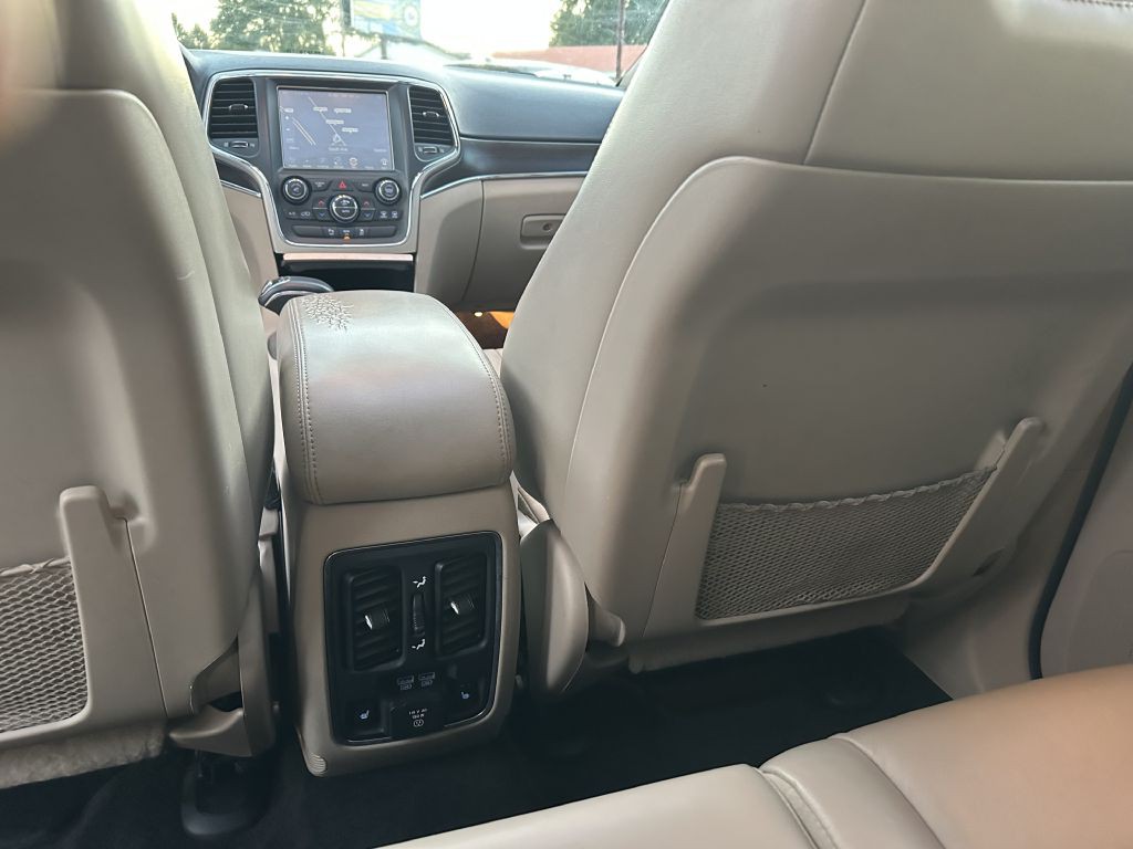 2014 Jeep Grand Cherokee Image 17