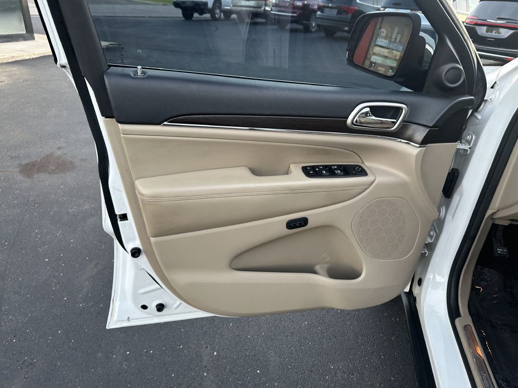 2014 Jeep Grand Cherokee Image 21