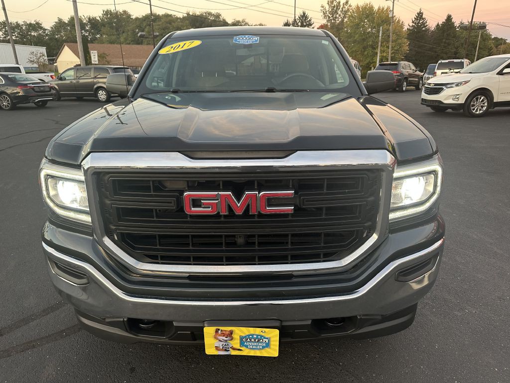 2017 GMC Sierra Image 3